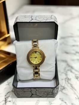 Elegant Gold Stainless Steel Watch for Women – Classic Round